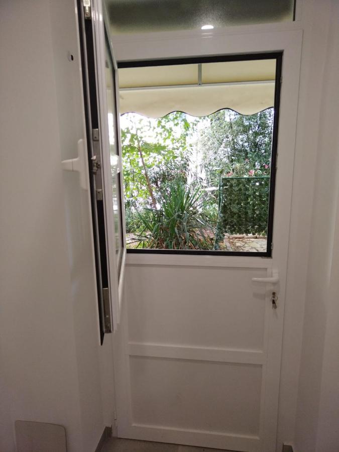 Apartment Cvita In City Center Split Exterior photo
