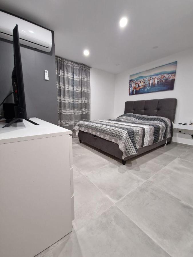 Apartment Cvita In City Center Split Exterior photo