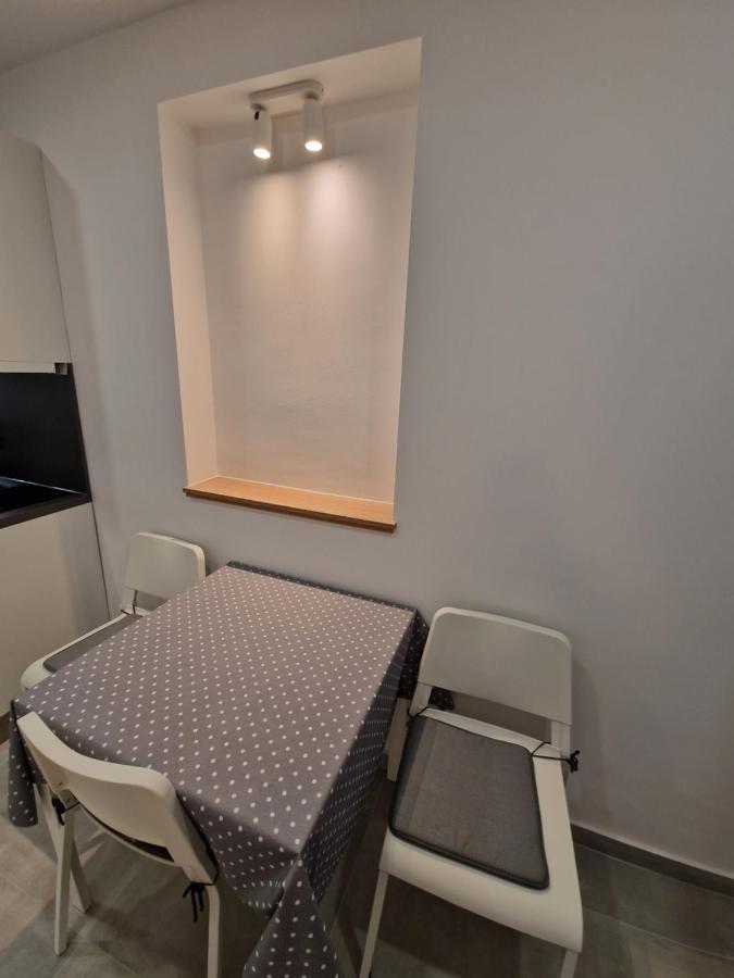 Apartment Cvita In City Center Split Exterior photo